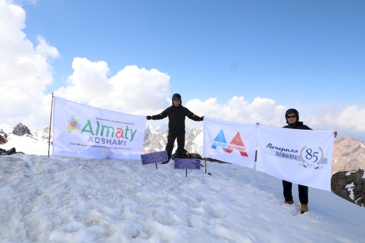 «Alatay Aqparat» қызметкерлері Астана күніне тарту жасады