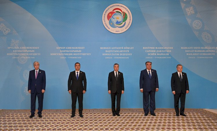 Президент Тоқаев Орталық Азия елдері басшыларының Консультативтік кездесуіне қатысты