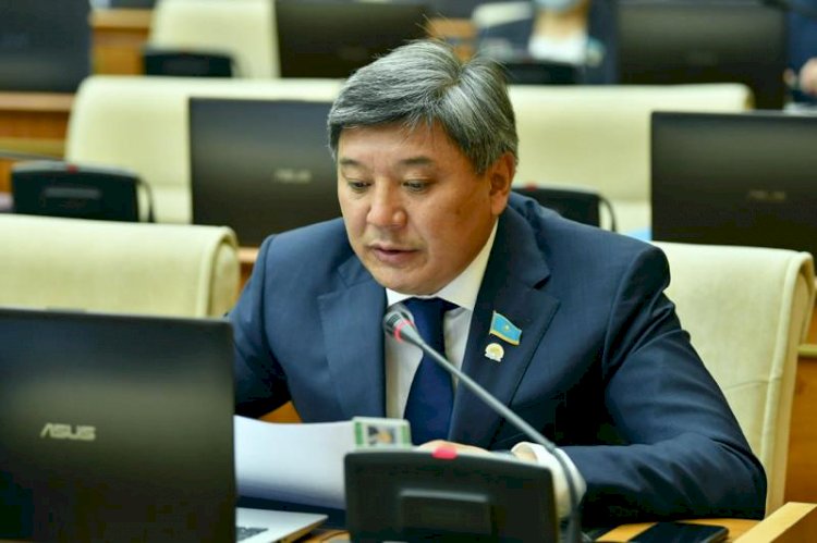 Мәжіліс депутаты Жанарбек Әшімжан Алматыдағы метро бекеттерінің атауын өзгертуді қолдайды 
