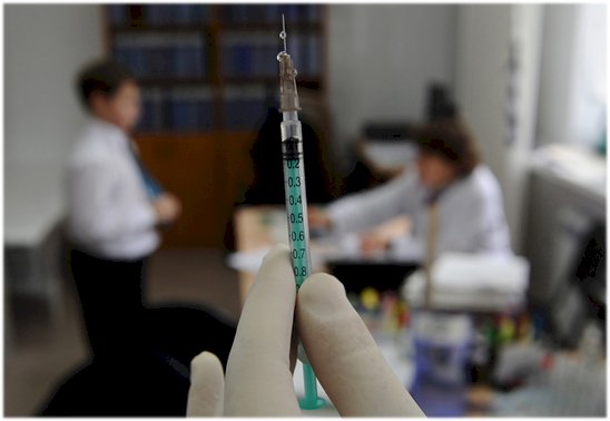 Алматы педиатры балаларды коронавирусқа қарсы вакциналанудың неліктен маңызды екенін айтты 