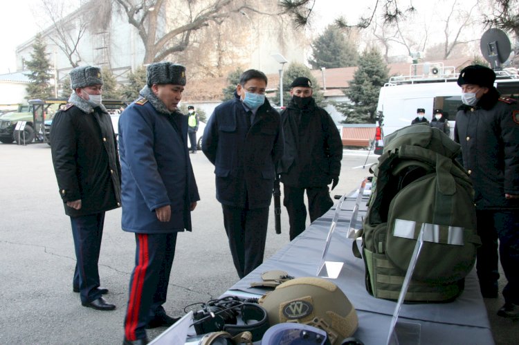 Алматы әкімі Ерболат Досаев полиция қызметкерлерімен кездесті