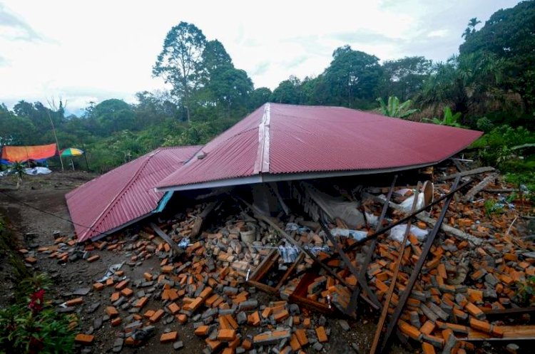 Индонезиядағы жер сілкінісінен 10 адам қаза тапты
