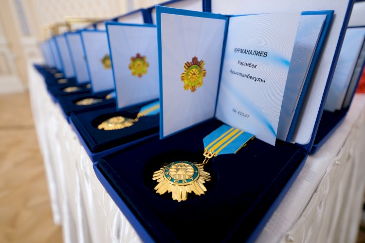 Алматы әкімі Қазақстан Президентінің атынан  жоғары мемлекеттік наградаларды тапсырды