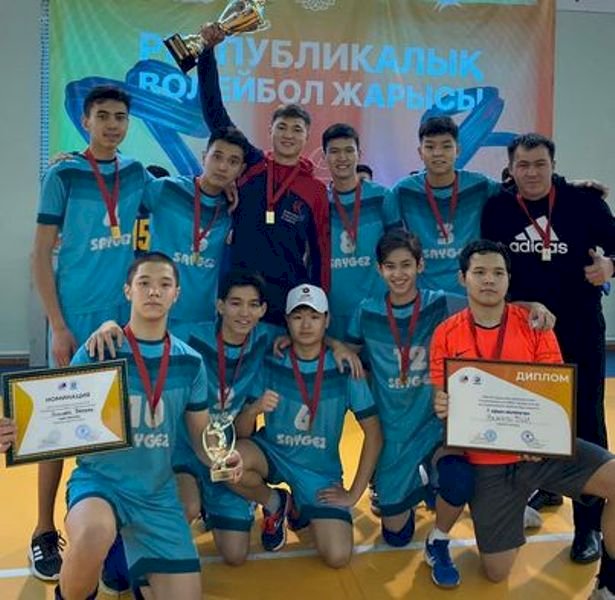Алматылық оқушылар волейболдан өткен республикалық турнирде жеңіске жетті