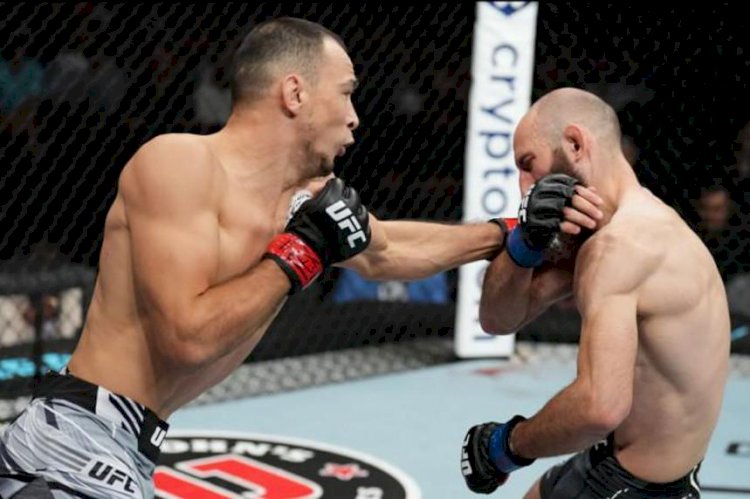 UFC: Дамир Ысмағұлов қатарынан бесінші жеңісіне қол жеткізді