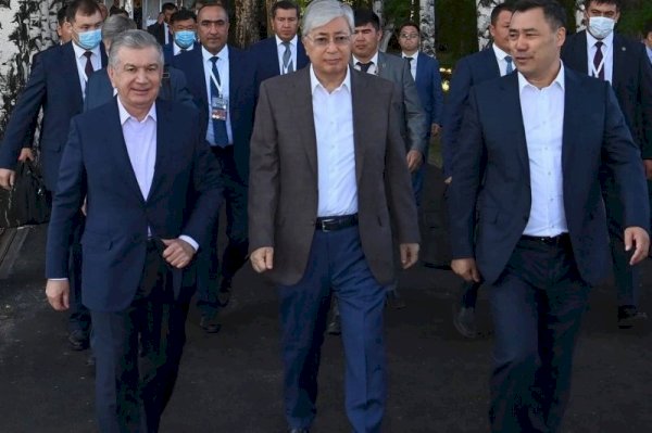 Қырғызстанда президенттердің бейресми кездесуі өтті