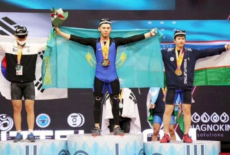 Қазақстандық ауыр атлет жасөспірімдер арасында Азия чемпионы атанды