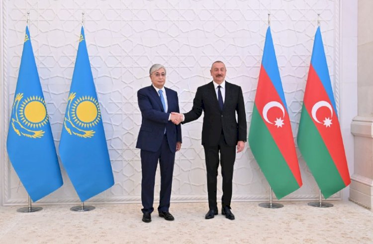 Қасым-Жомарт Тоқаев Әзірбайжан Президенті Ильхам Әлиевпен кездесті