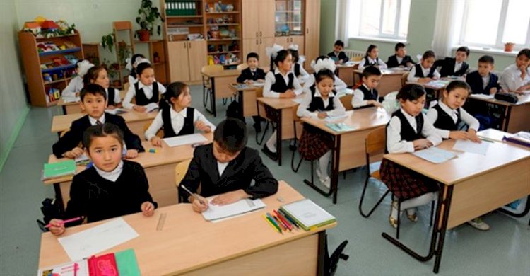 Биыл Алматыда 1 сыныпқа 2 мың оқушы жоспардағыдан артық келді – мәслихат депутаты