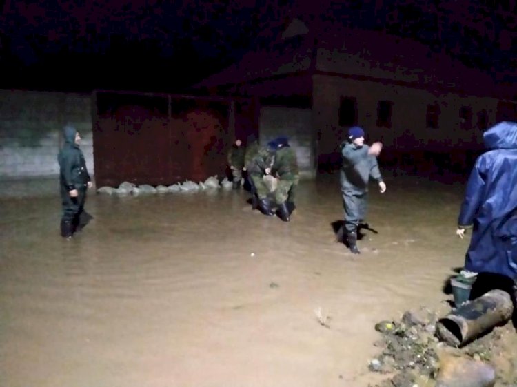 Түркістан облысында нөсер жаңбыр жауып, ауылды су алды