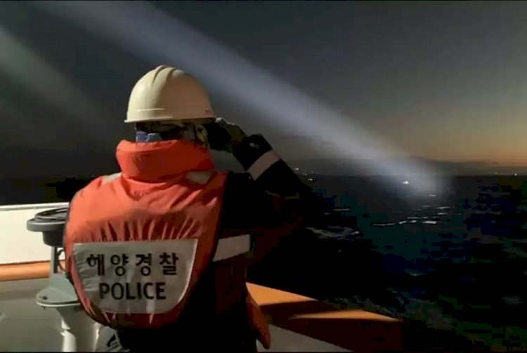 Оңтүстік Кореяда 22 экипаж мүшесі бар жүк кемесі суға батып кетті
