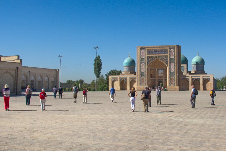 Қазақстандықтар Өзбекстанда 30 күн тіркеусіз жүре алады