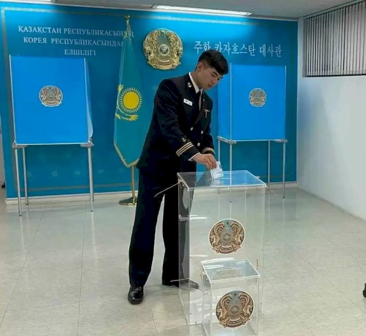 Оңтүстік Кореядағы ҚР азаматы Елнұр Асанов бірінші болып дауыс берді