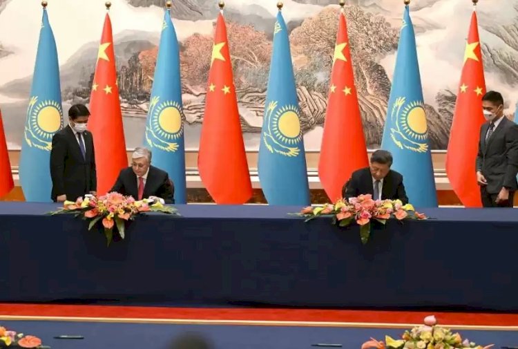 Президент Қытайға мемлекеттік сапары аясында бірқатар құжаттарға қол қойды