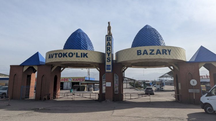 Болат Назарбаев «Барыс» базарынан айырылды