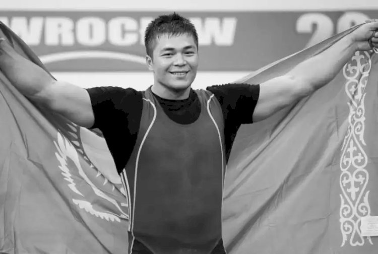 Қазақстандық ауыр атлет Владимир Седов 35 жасында мезгілсіз қайтыс болды