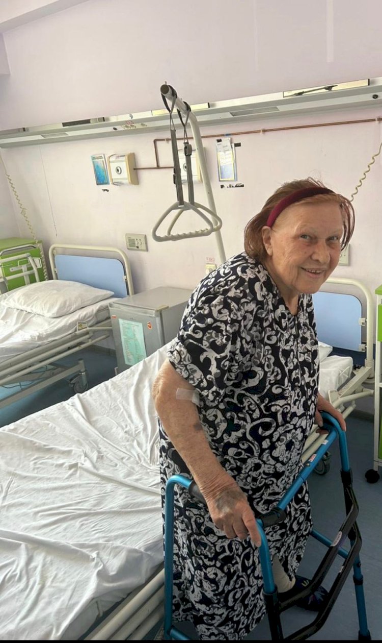 Алматылық дәрігерлер 90 жастағы науқасты аяғына қойды