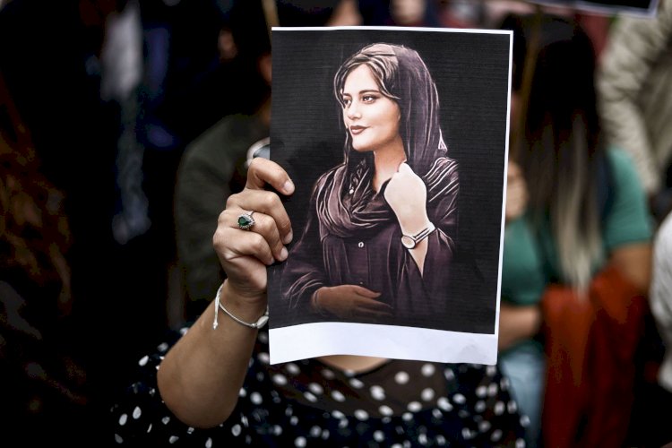Иран халқы хиджабқа қарсы наразылыққа қайтадан шықты 