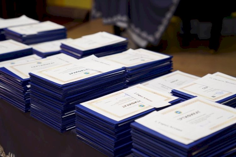 Ғани Бейсембаев республикалық кадрлық резерв үміткерлеріне сертификат табыс етілді