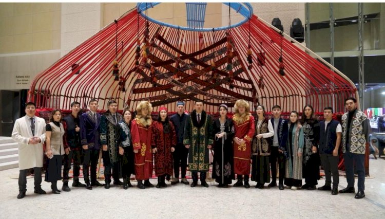 Қазақтың ұлттық киімі – оның дәстүрі мен өмір салты