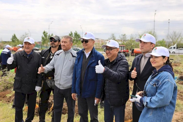 Алматыдағы игі дәстүр: Жетісу ауданының тұрғындары 100 алма ағашын отырғызды